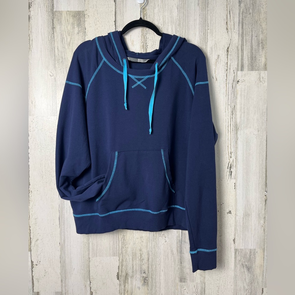 Athleta Sweater in Dark Blue with Light Blue Details 2X